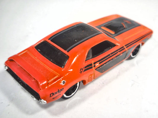 DODGE CHALLENGER, Hot Wheels 2024, Die cast T3062, Pomarańcz. 1:64 Resoraki – zdjęcie 2