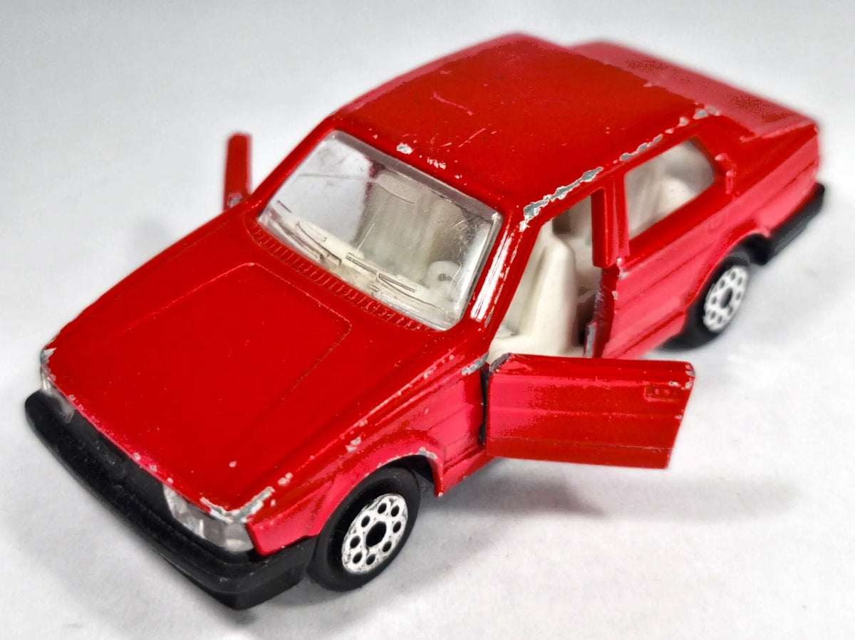 ALFA 75 Majorette Made in France Czerwony 1:55 – zdjęcie 2