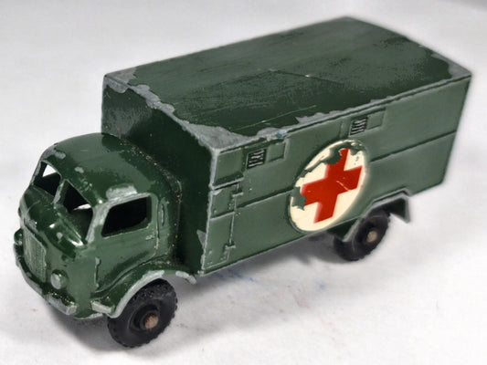 Ciężarówka SERVICE AMBULANCE Matchbox '50 Zielony 1:76 Made in England – zdjęcie 2