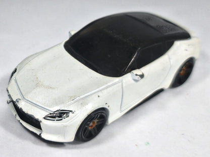 Nissan Z Proto Hot Wheels 2021 Biały 1:64 – zdjęcie 2