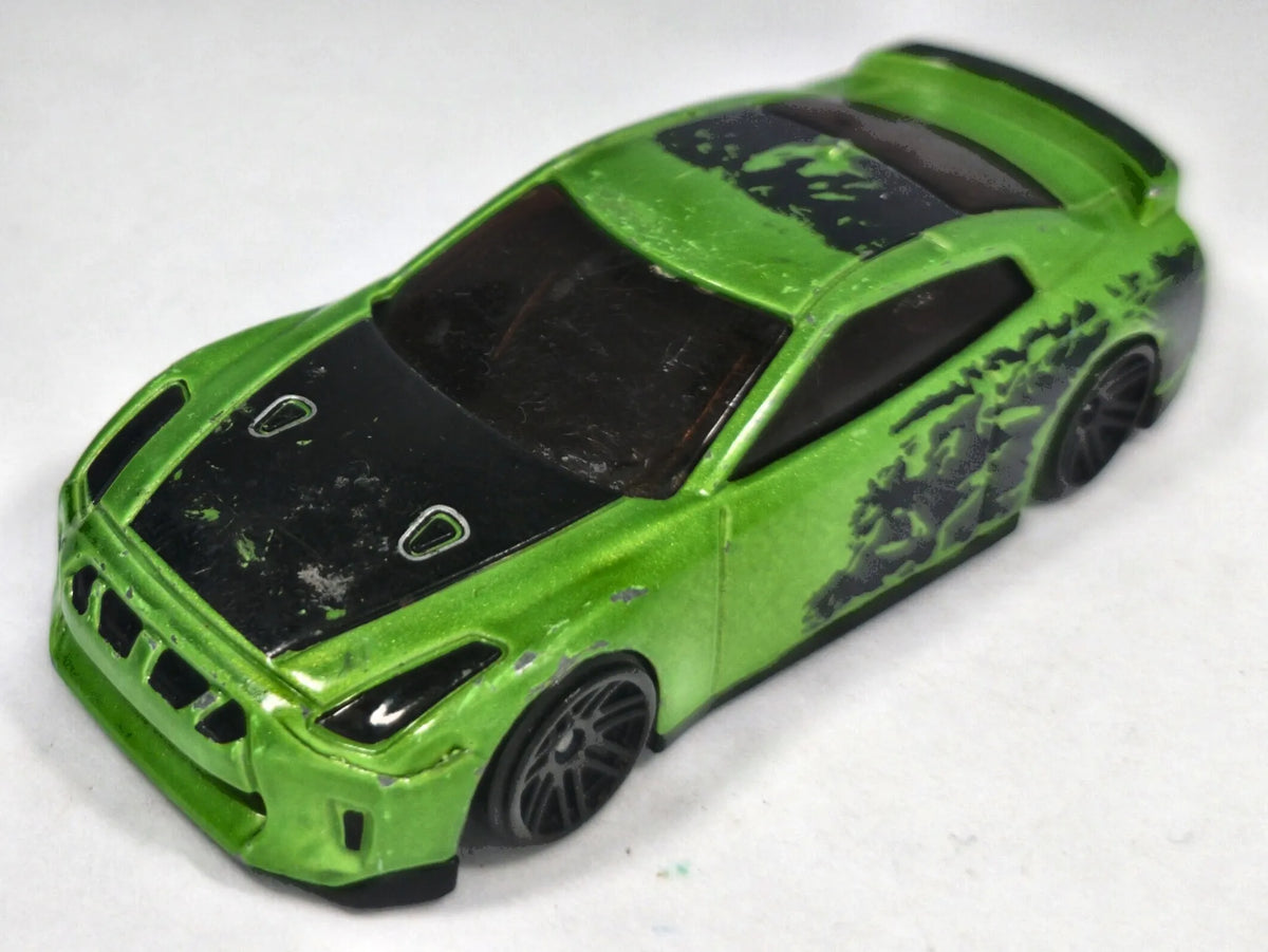 Nissan Gt-R R35 Zielony 1:64 – zdjęcie 2