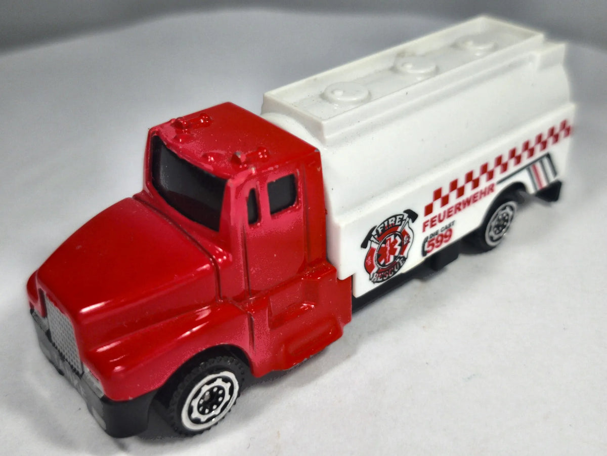 CYSTERNA STRAŻACKA, FUERWEHR DIE CAST 599, Czerwony, 1:87, Resoraki – zdjęcie 2