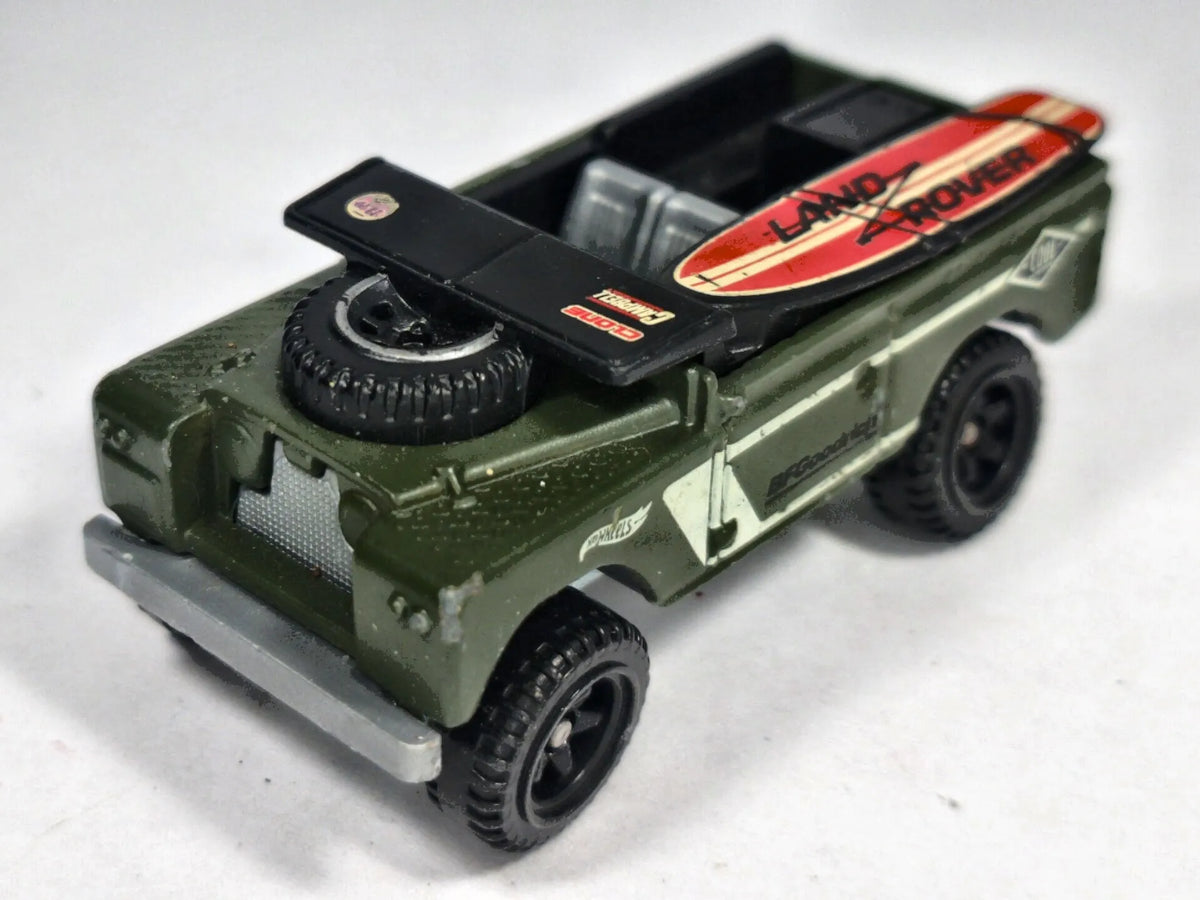 LAND ROVER SERIES II Hot Wheels 2023 HG65 Zielony 1:64 – zdjęcie 2