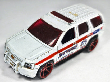 '07 CHEVY TAHOE Hot Wheels Biały 1:53 – zdjęcie 2