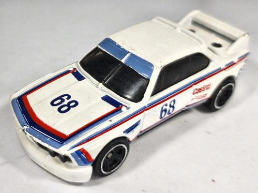 1973 BMW 3.0 CSL RACE CAR Mainline Hot Wheels 2016 Biały 1:64 – zdjęcie 2