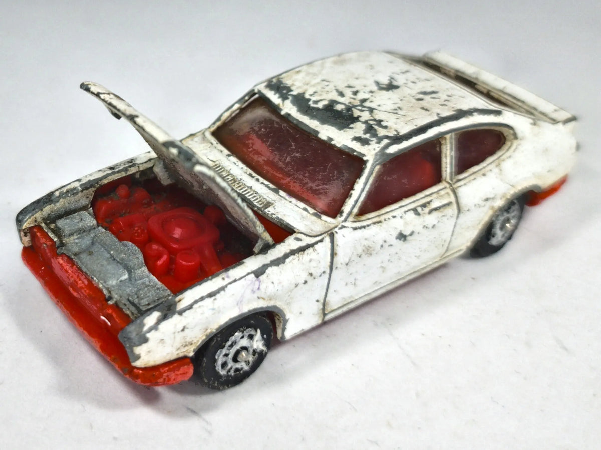 Ford Capri Corgi '80 Biały 1:56 Made in England – zdjęcie 2