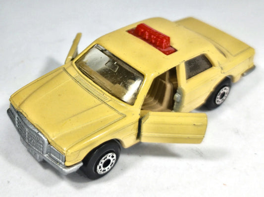 MERCEDES 450 SEL Superfast Matchbox 1979 Kremowy 1:64 Made in England – zdjęcie 2