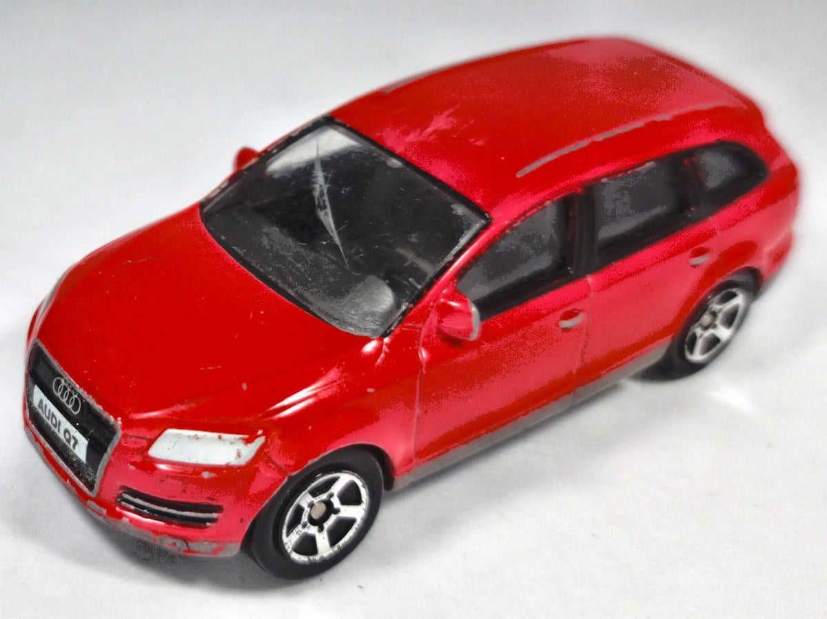 Audi Q7 Realtoy 1:64 Luzak Czerwony – zdjęcie 2