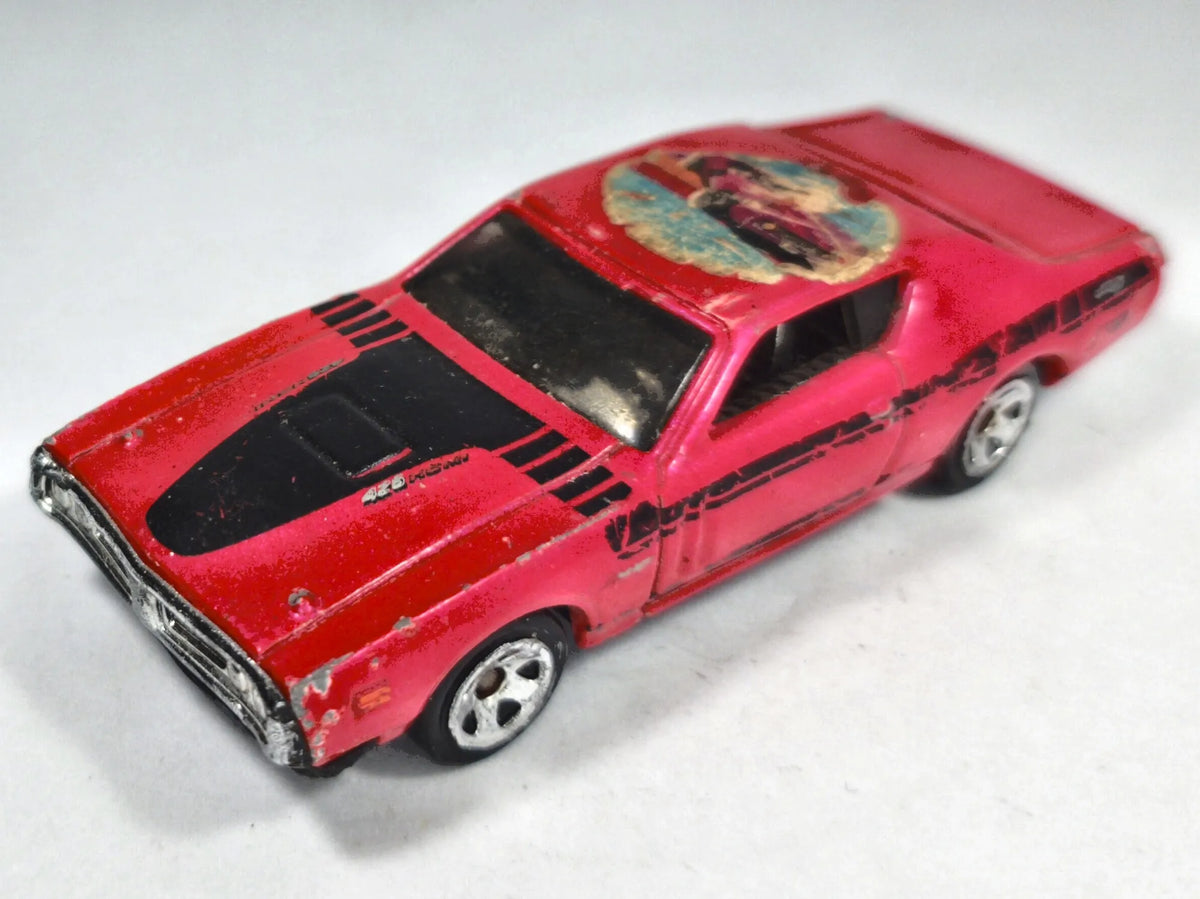 1971 Dodge Charger Hot Wheels 2009 1:64 Luzak Różowy Muscle Car – zdjęcie 2