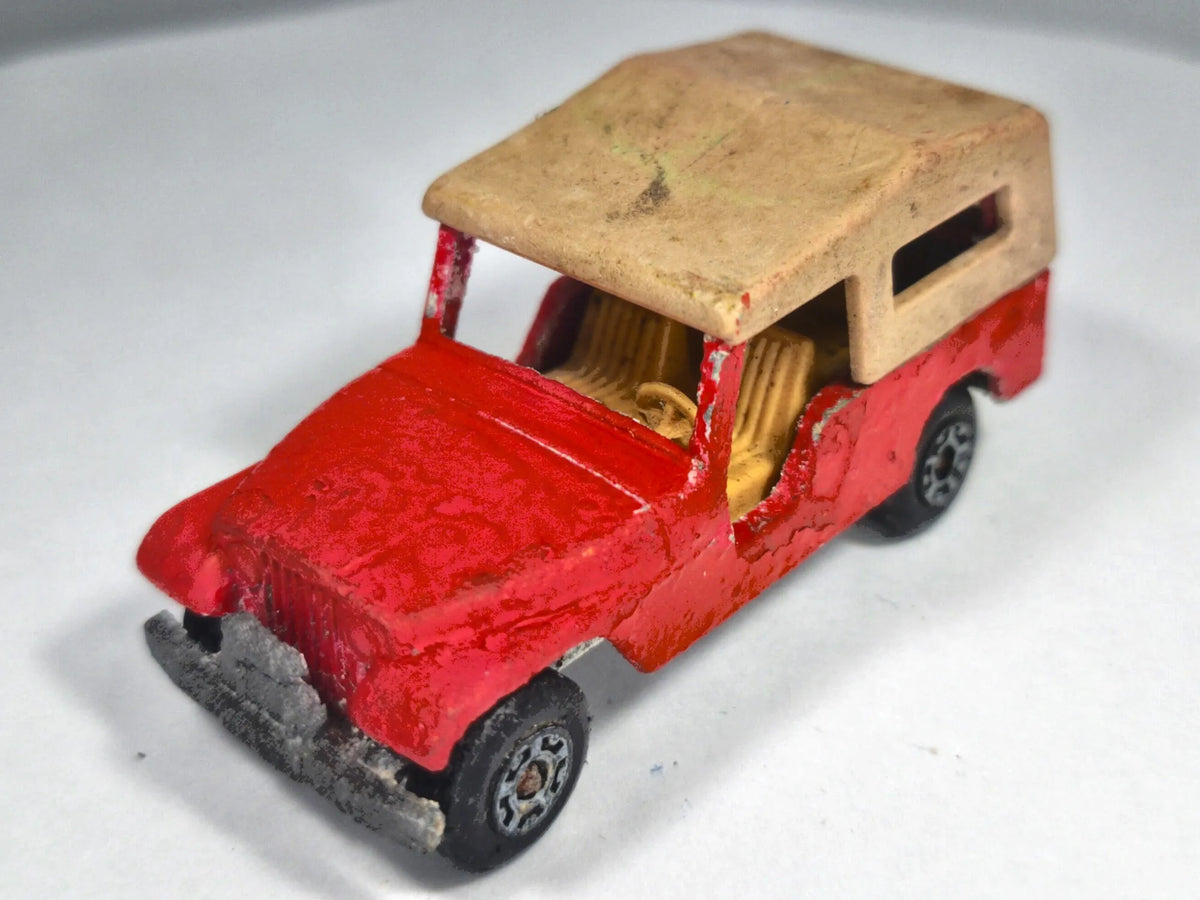 JEEP CJ6 z 1977 r, Matchbox, Made in England, Die cast No.53, Czerwony 1:64 – zdjęcie 2
