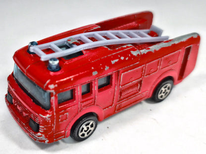 ERF FIRE TENDER Straż pożarna Corgi '80 Czerwony 1:64 Made in Gt Britain – zdjęcie 2