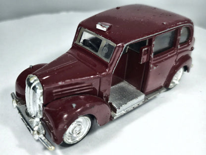 FX3 LONDON TAXI Ertl '80 Bordowy 1:32 – zdjęcie 2