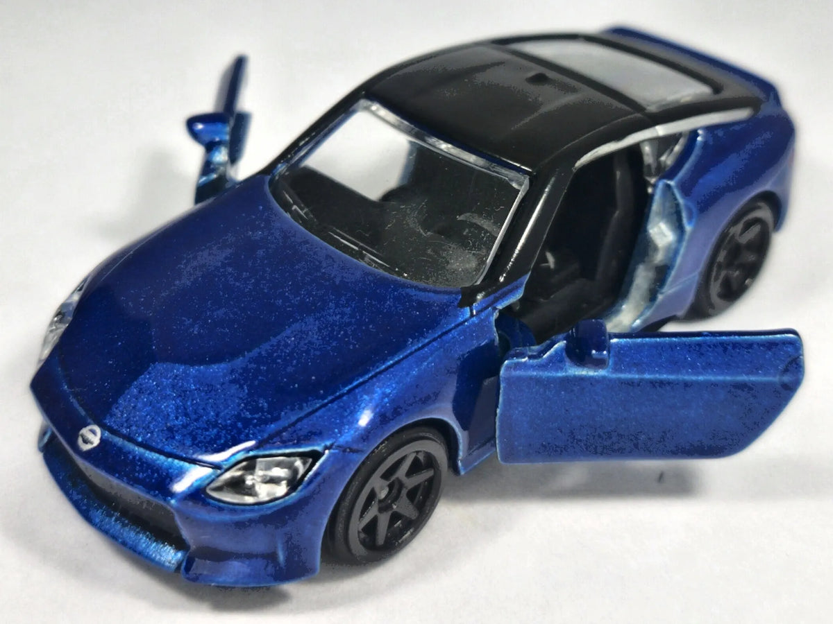 NISSAN Z, Majorette Premium, Die cast REF:2141, Niebieski, 1:63, Resoraki – zdjęcie 2