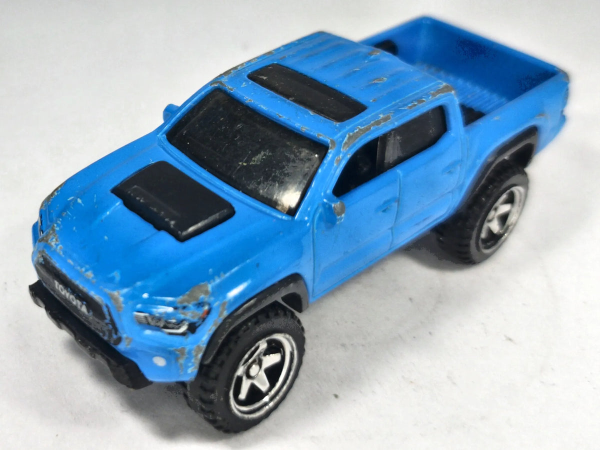 '20 Toyota Tacoma Hot Wheels 2021 1:64 Pickup Luzak Niebieski – zdjęcie 2