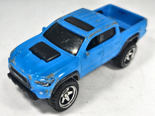 '20 Toyota Tacoma Hot Wheels 2021 1:64 Pickup Luzak Niebieski – zdjęcie 2
