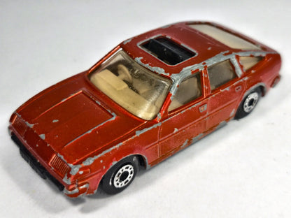 ROVER 3500 Matchbox 1980 Czerwony 1:64 Made in England – zdjęcie 2
