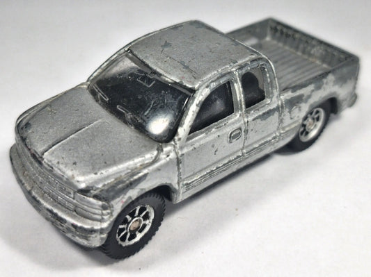 CHEVY SILVERADO PICKUP, Vintage Maisto, Die cast, Srebrny, 1:64, Resoraki – zdjęcie 2