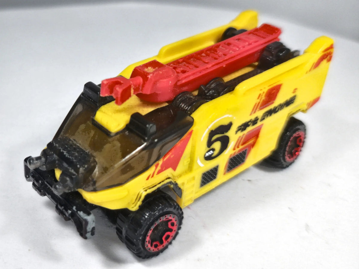 Runway Res-Q Hot Wheels 2018 1:64 Samochód terenowy Żółty Straż pożarna – zdjęcie 2