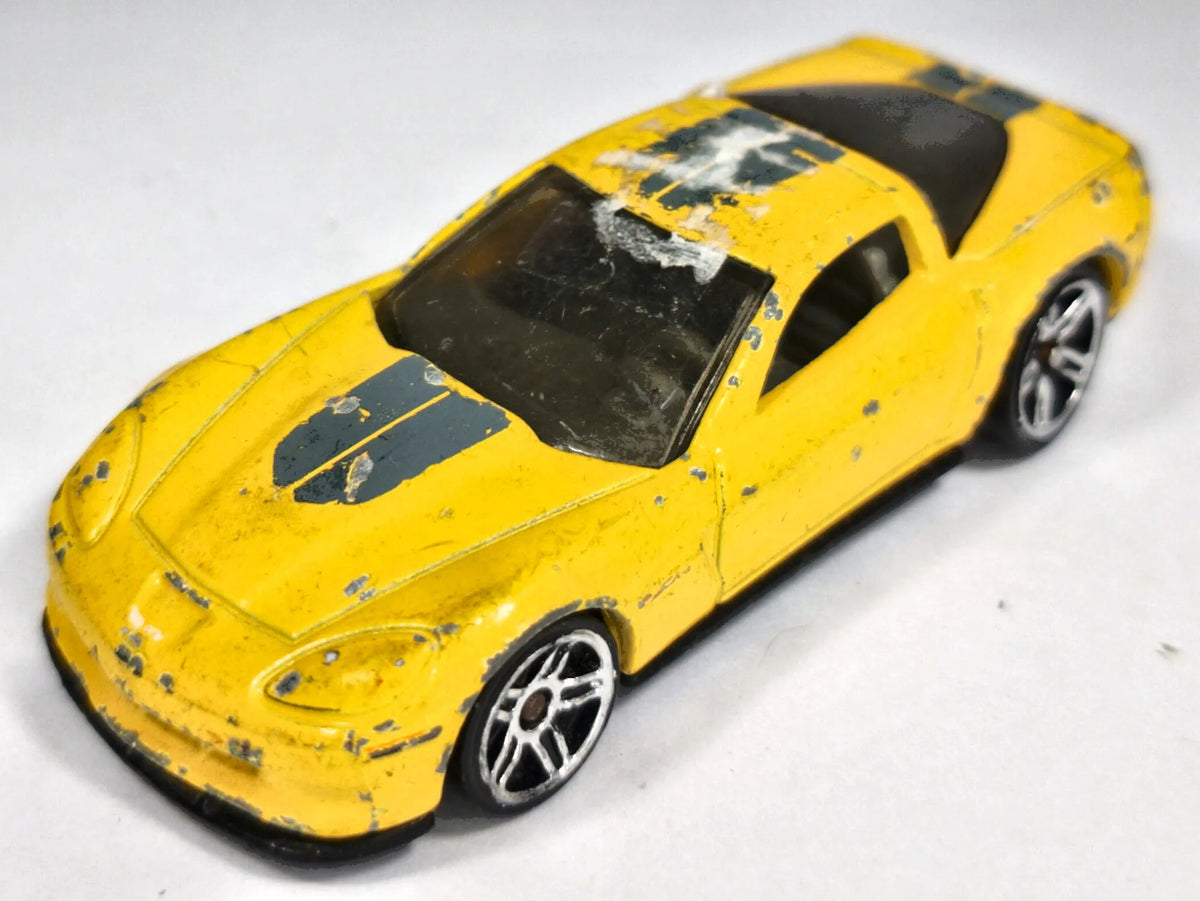 '12 CORVETTE Z06 Hot Wheels 2012 Żółty 1:64 – zdjęcie 2