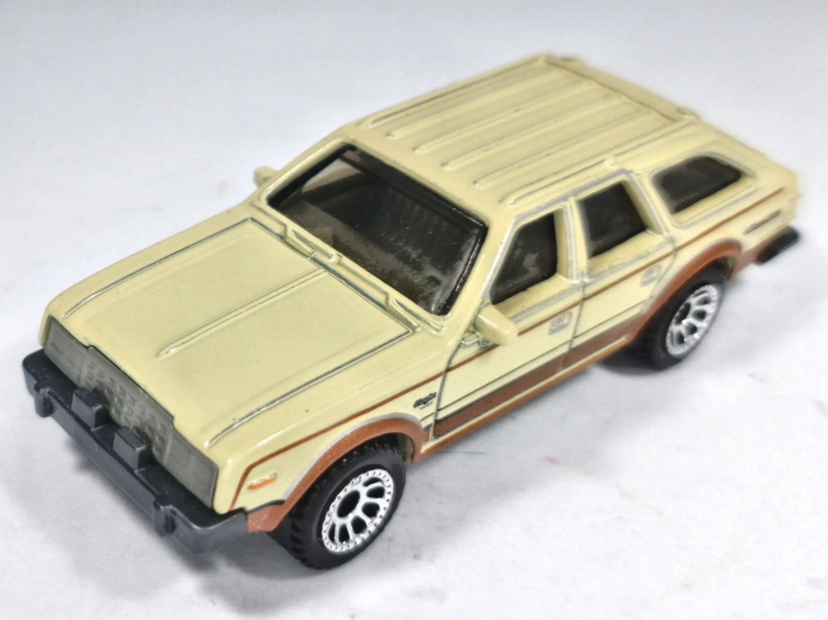 1980 Amc Eagle Matchbox 2022 1:64 Kremowy – zdjęcie 2