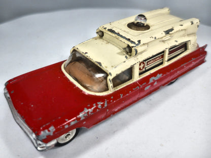 Superior Ambulance Corgi '70 Czerwony 1:43 Made in England – zdjęcie 2