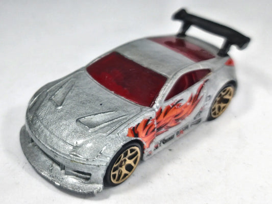 Nissan 350Z Hot Wheels 1:64 Luzak Srebrny – zdjęcie 2