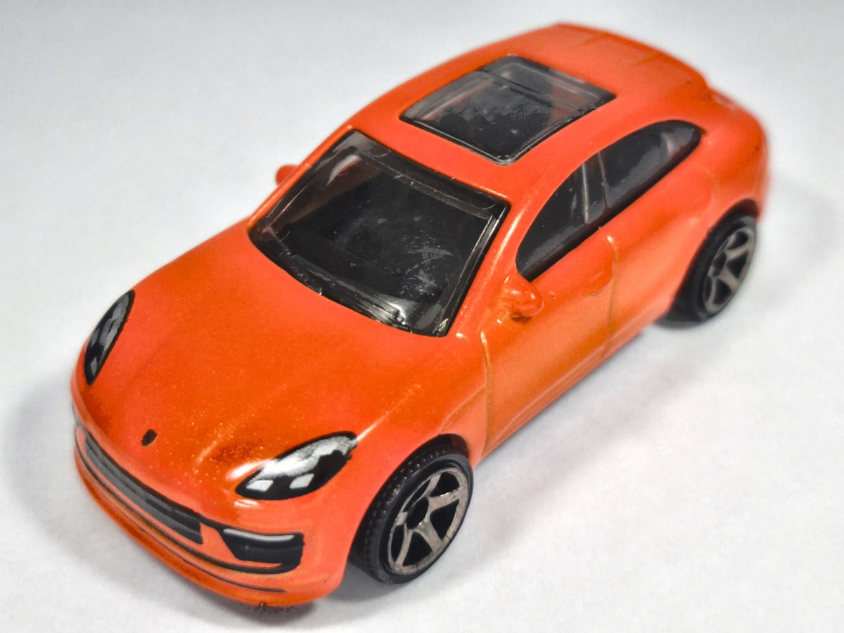 PORSCHE MACAN, Matchbox 2022, Die cast MB1367, Pomarańczowy, 1:64, Resoraki – zdjęcie 2