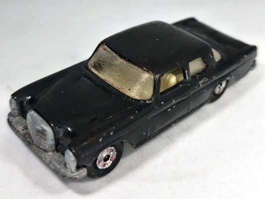 MERCEDES 300 SE Matchbox Series Matchbox '70 Czarny 1:64 Made in England – zdjęcie 2