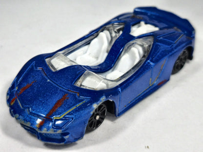 JAK LAMBORGHINI AVENTADOR J CABRIO Niebieski 1:64 – zdjęcie 2