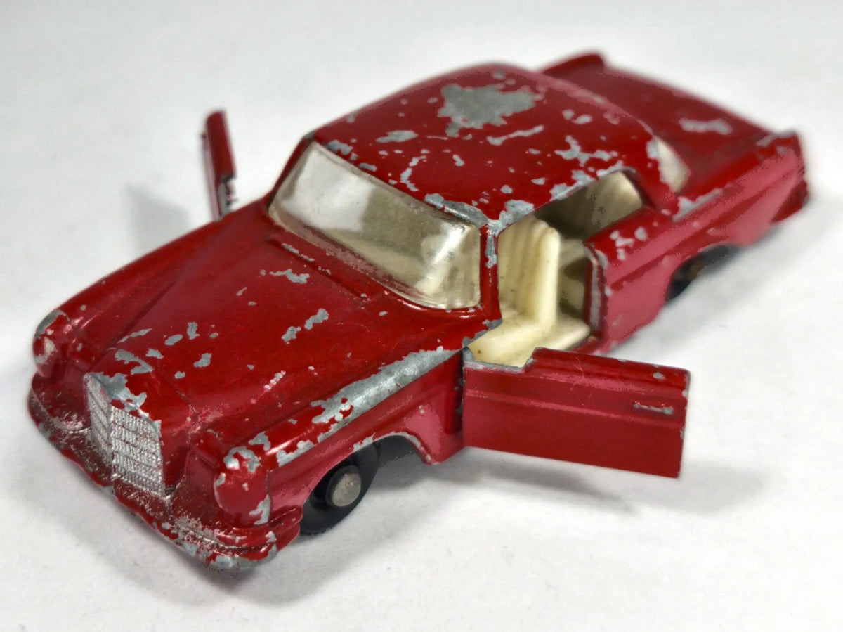 MERCEDES-BENZ 220 S.E Matchbox '60 Czerwony 1:67 Made in England – zdjęcie 2