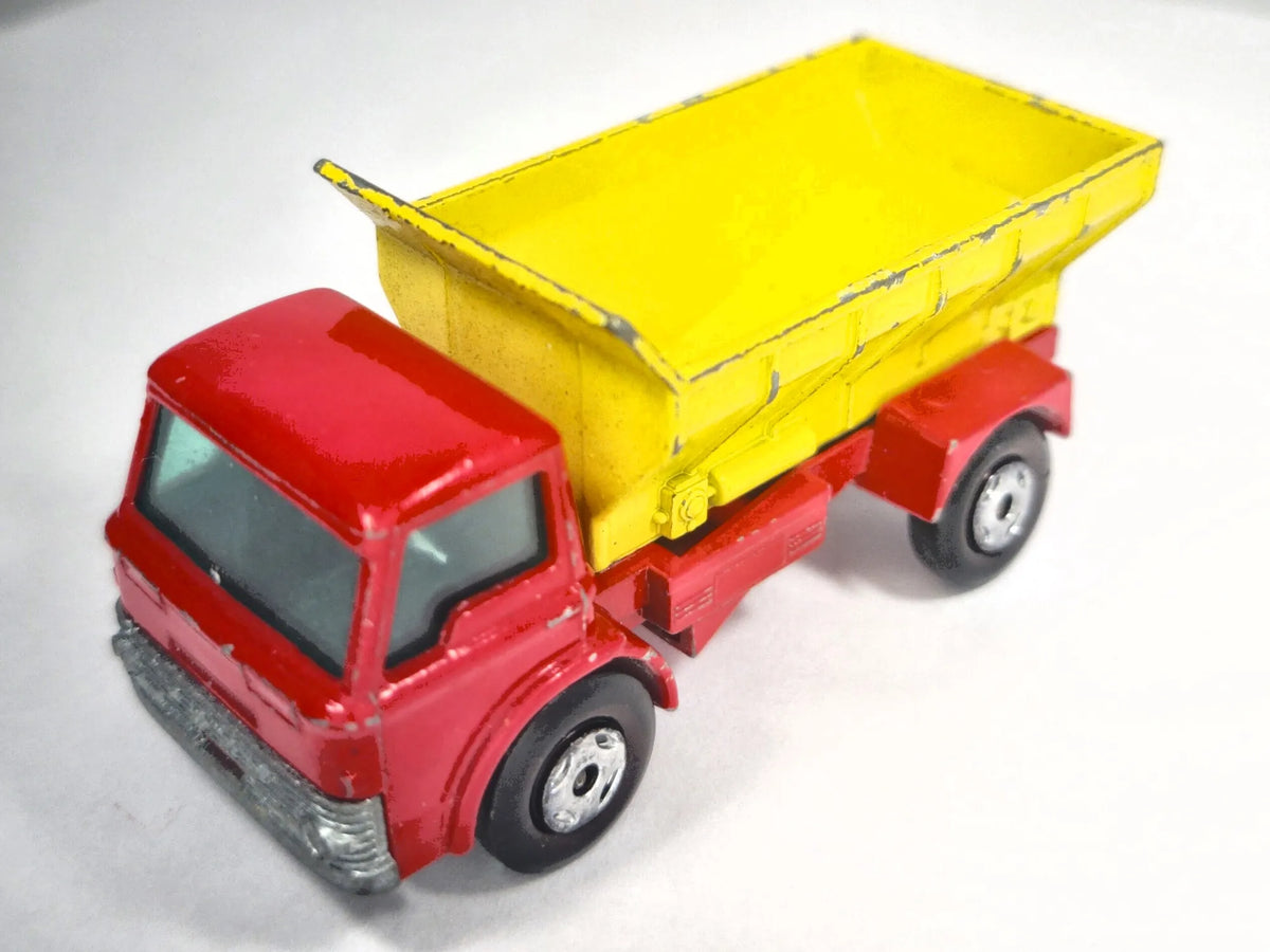 GRIT SPREADER Matchbox '70 Czerwony 1:64 Made in England – zdjęcie 2