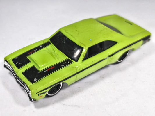 Buick Riviera Hot Wheels Corgi Toys 1:72 Made in Gt Britain Luzak Zielony – zdjęcie 2