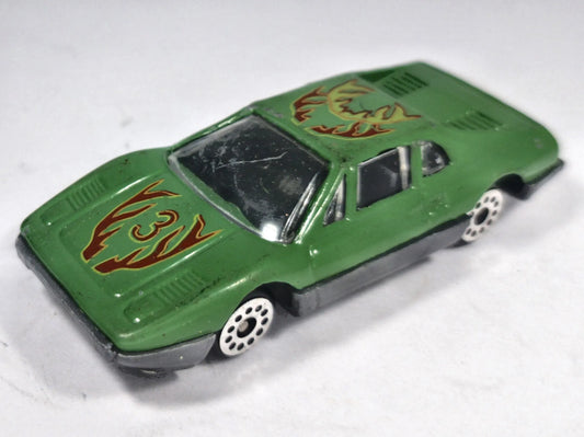 Jak Ferrari 308 GTB z 1975 r. Summer Zielony 1:64 – zdjęcie 2