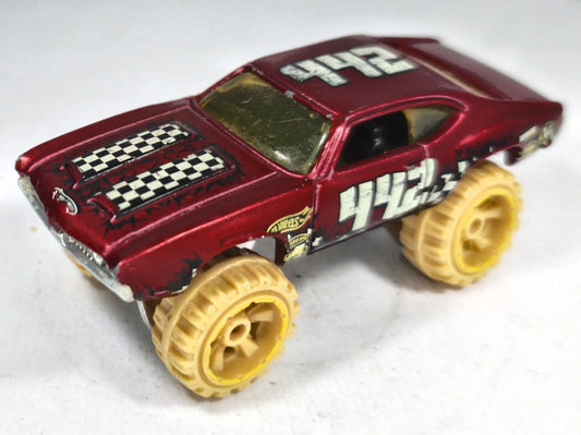 Olds 442 Hot Wheels 1970 1:64 Muscle car HEAT Luzak Czerwony – zdjęcie 2