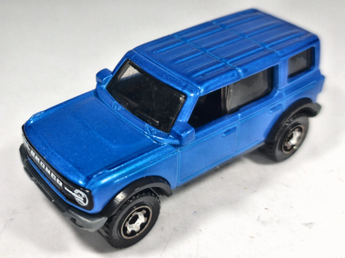 Ford Bronco Matchbox 2021 Mainline 1:64 Luzak Niebieski – zdjęcie 2