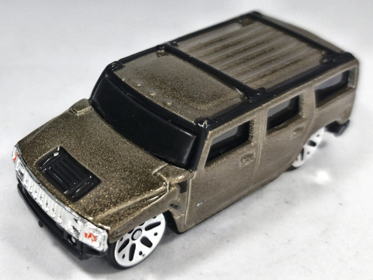 Hummer H2 Maisto 1:64 Luzak Brązowy – zdjęcie 2