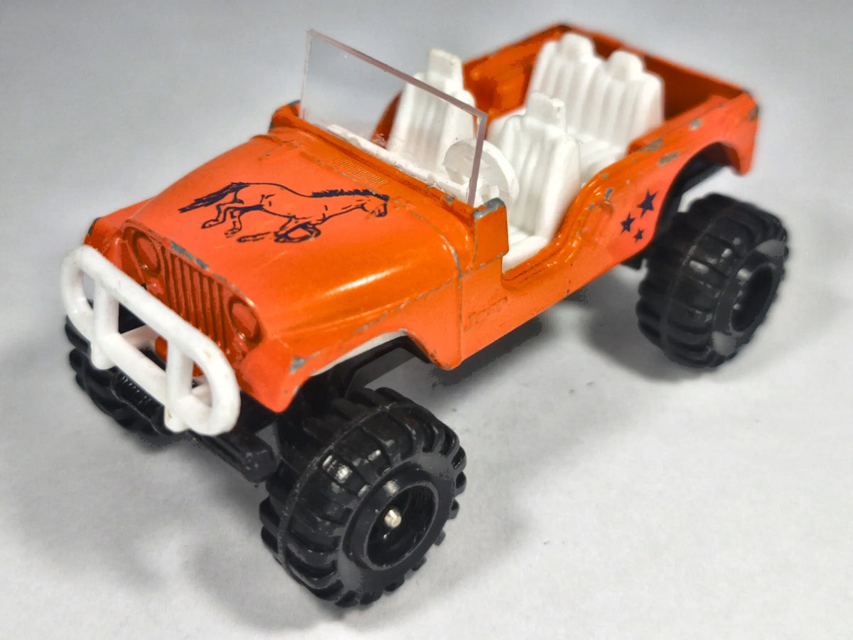 JEEP WRANGLER, Corgi, Made in Gt Britain, Die cast Pomarańcz 1:64, Resoraki – zdjęcie 2