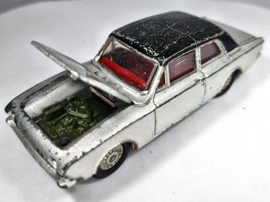 FORD 2000E CORSAIR Dinky Toys '70 Srebrny 1:36 Made in England – zdjęcie 2