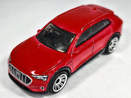 AUDI E-TRON QUATTRO, Matchbox 2021, Die cast MB1299, Czerwony 1:64 Resoraki – zdjęcie 2