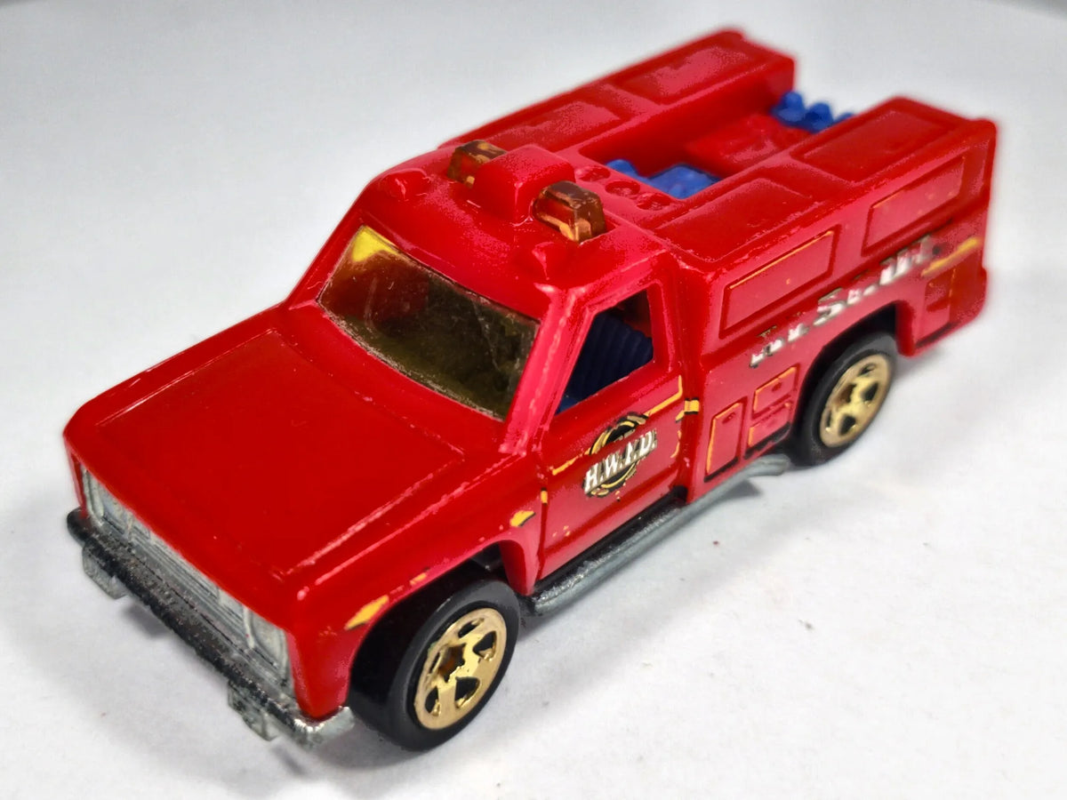 EMERGENCY SQUAD Hot Wheels 1974 Czerwony 1:64 – zdjęcie 2