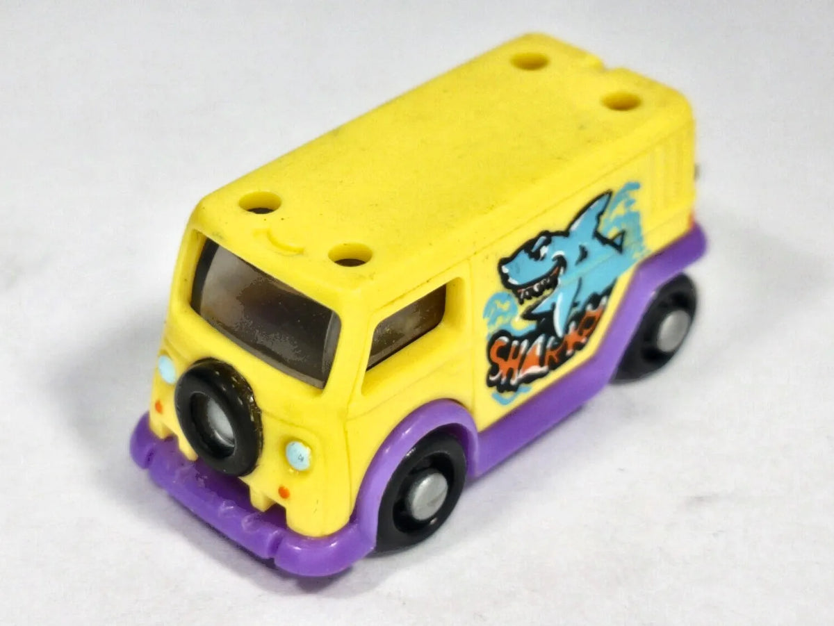 VOLKSWAGEN TYPE 2 T2 SHARKY Ferrero (Kinder) Żółty 1:110 – zdjęcie 2