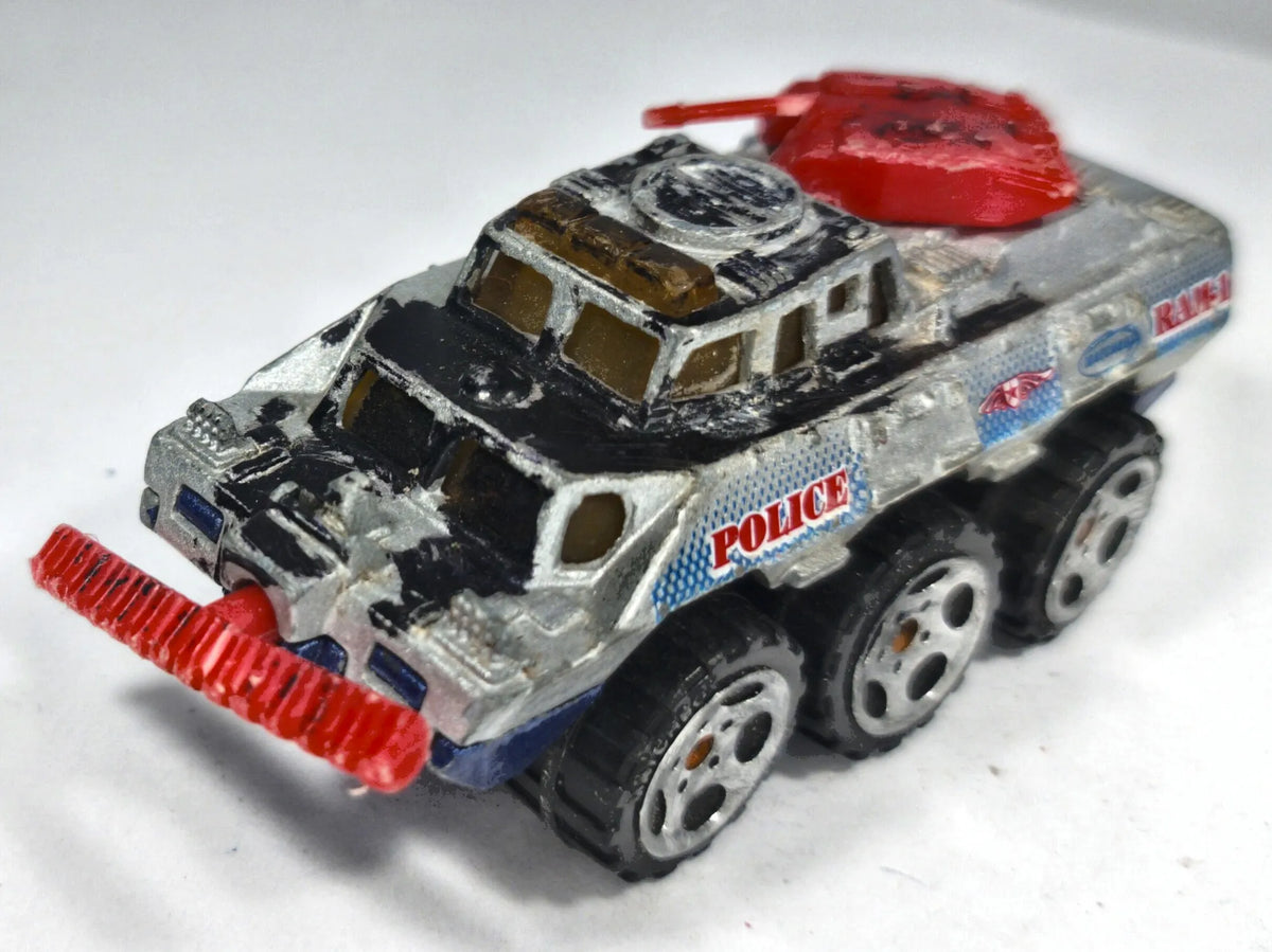Battering Ram Hot Wheels 1992 1:64 POLICE Luzak Srebrny Policja – zdjęcie 2