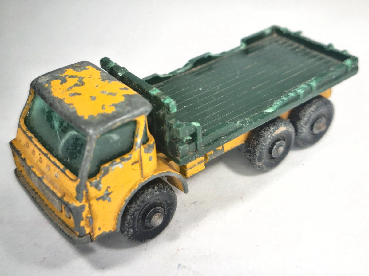 DODGE STAKE TRUCK, Matchbox, Made in England, Die cast, Żółty 1:87 Resoraki – zdjęcie 2
