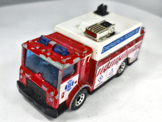 Mack Auxiliary Power Matchbox 1984 Matchbox Series 1:64 Luzak Straż pożarna – zdjęcie 2