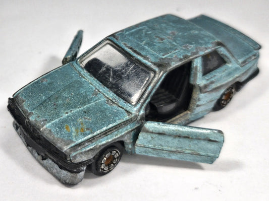 BMW M3 E30 Corgi '80 Turkusowy 1:52 – zdjęcie 2
