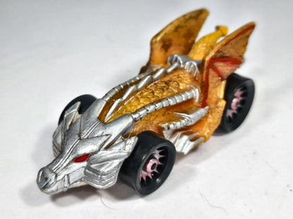 PIRATES, DRAGON SPEEDER Disney Złoty 1:64 – zdjęcie 2