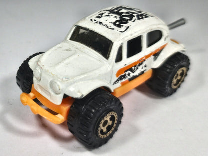Volkswagen Beetle 4X4 Matchbox 2008 1:64 Samochód terenowy Luzak Biały – zdjęcie 2