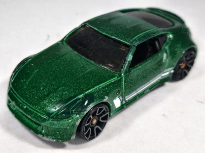 Nissan 370Z Hot Wheels 2009 Zielony 1:57 – zdjęcie 2