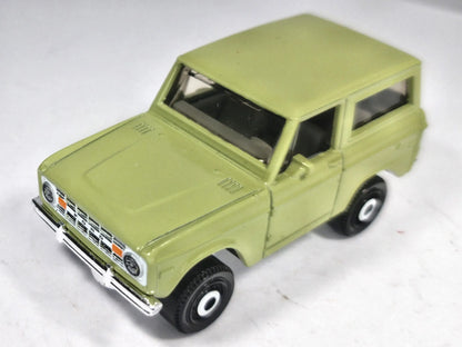Ford Bronco I Matchbox 2023 1:54 Oliwkowy Terenówka – zdjęcie 2