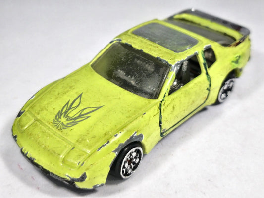PORSCHE 944, VINTAGE MODEL, Summer, Die cast, Limonkowy, 1:56, Resoraki – zdjęcie 2
